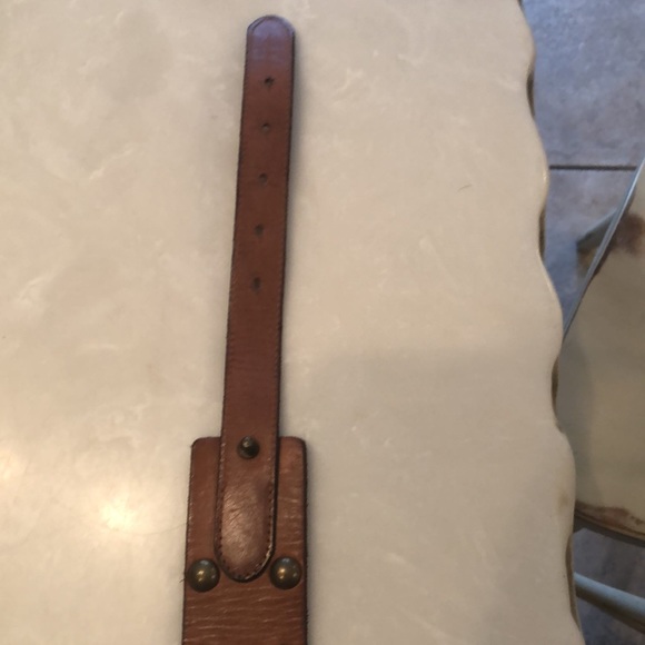 Abercrombie & Fitch Leather Cuir Veritable Belt - Picture 4 of 11